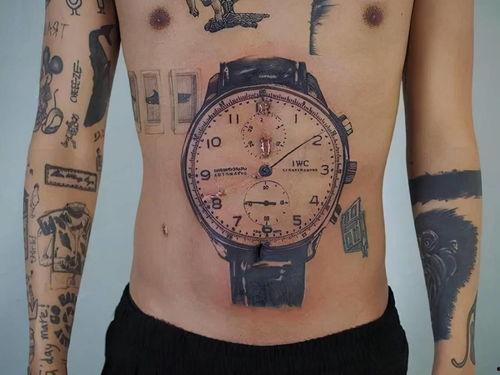 刺青师韩国在线观看,韩国在线观看，纹身艺术与情感纠葛的交织  第2张